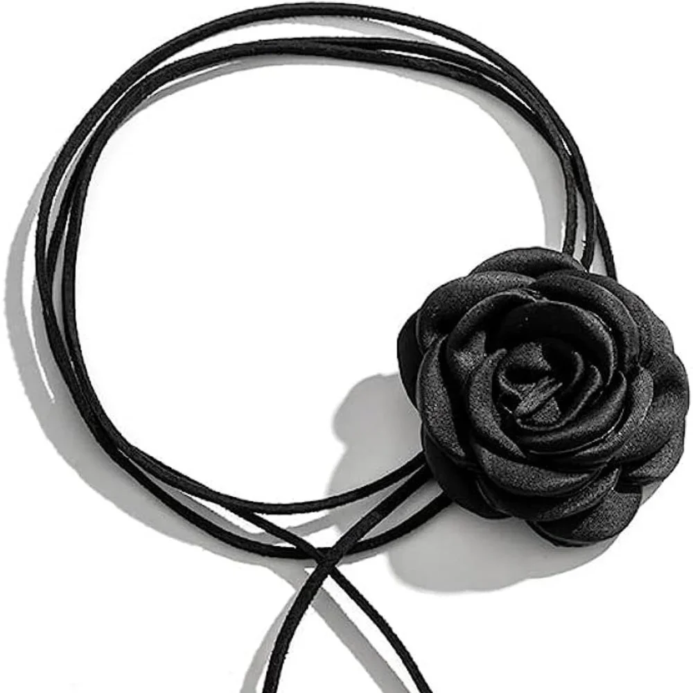 ♥ZARA ♥Black Rose Necklace♥